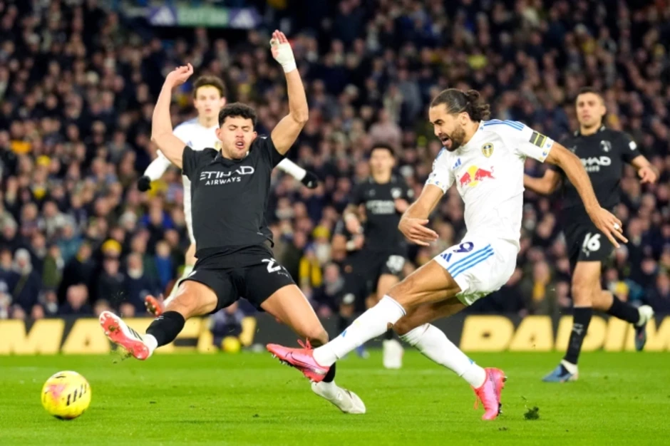 Man City thắng 6 trận liên tiếp - Báo TinVina