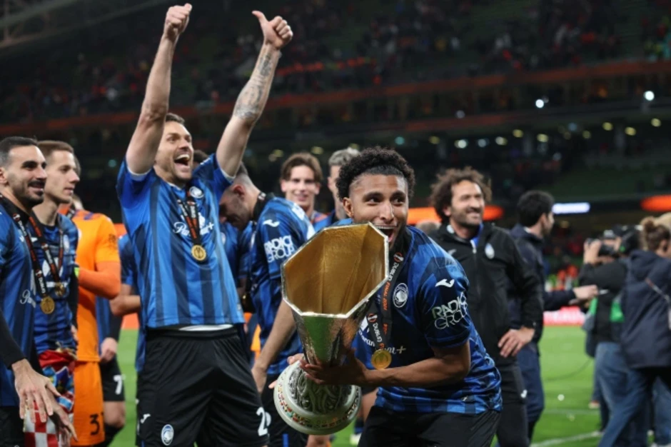 Man Utd chốt tân binh đầu tiên cho mùa 2026-2027 - Báo TinVina Man Utd chốt tân binh đầu tiên cho mùa 2026-2027 - Báo TinVina