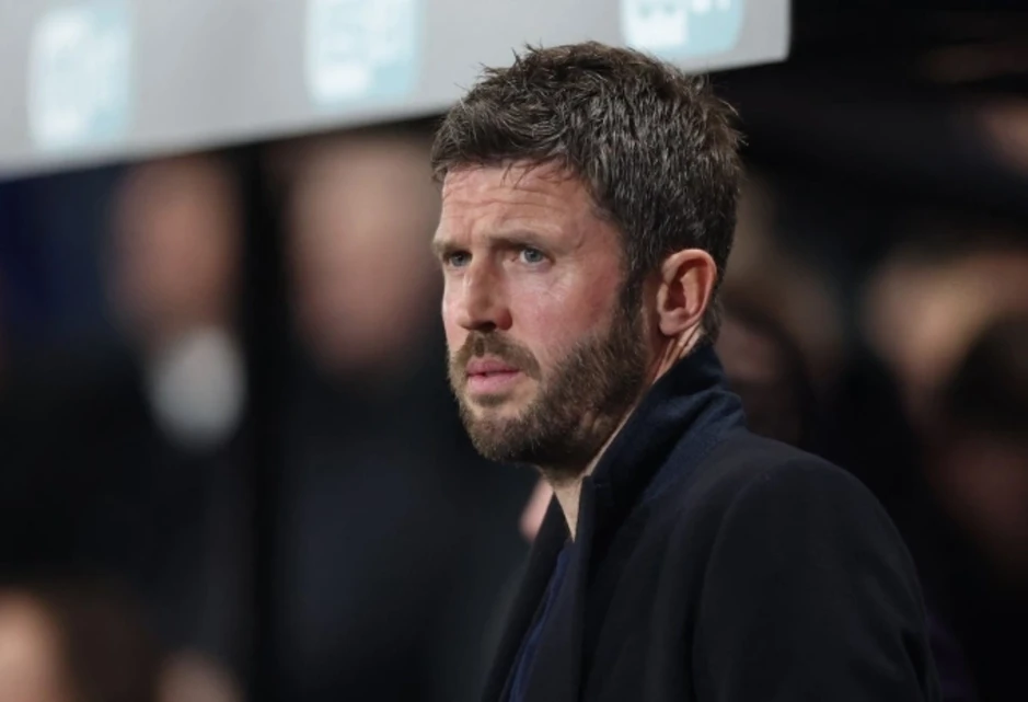 Man Utd nghiêng về khả năng ký dài hạn với Carrick - Báo TinVina Man Utd nghiêng về khả năng ký dài hạn với Carrick - Báo TinVina