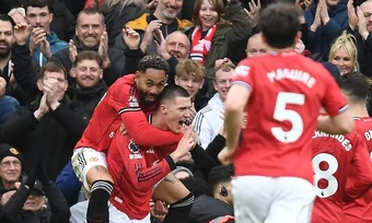 Man Utd thắng Aston Villa, vững vàng trong Top 3 - Báo TinVina