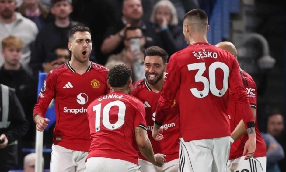 Man Utd thắng Chelsea, tiến sát suất Champions League - Báo TinVina