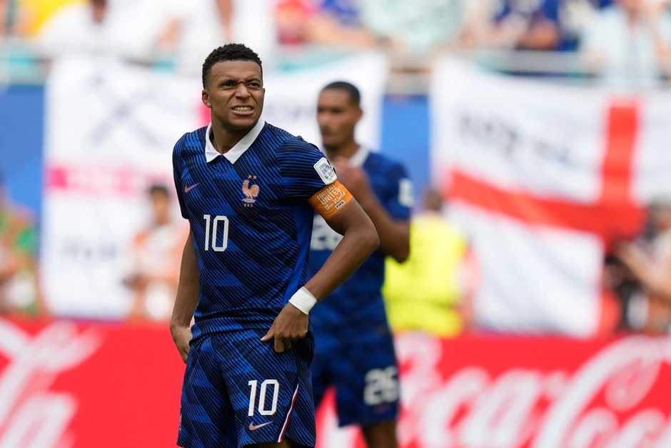 Mbappe: 'Thà vào chung kết hơn kỷ lục ghi bàn World Cup' - Báo TinVina Mbappe: 'Thà vào chung kết hơn kỷ lục ghi bàn World Cup' - Báo TinVina