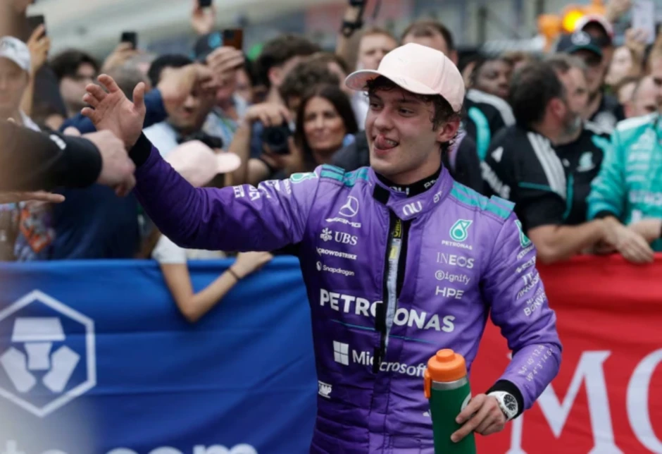 Mercedes lo cho Antonelli khi Italy lỡ hẹn World Cup 2026 - Báo TinVina Mercedes lo cho Antonelli khi Italy lỡ hẹn World Cup 2026 - Báo TinVina