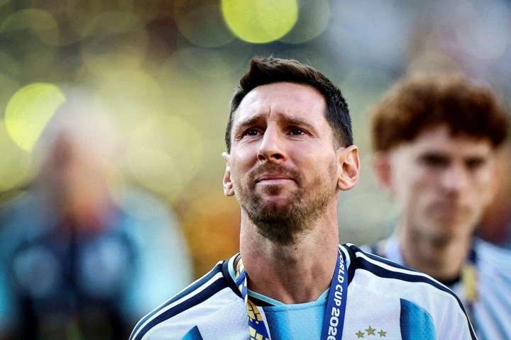 Messi đỉnh cao, Ronaldo giận dỗi: Chương cuối trái ngược của 2 tượng đài Messi đỉnh cao, Ronaldo giận dỗi: Chương cuối trái ngược của 2 tượng đài