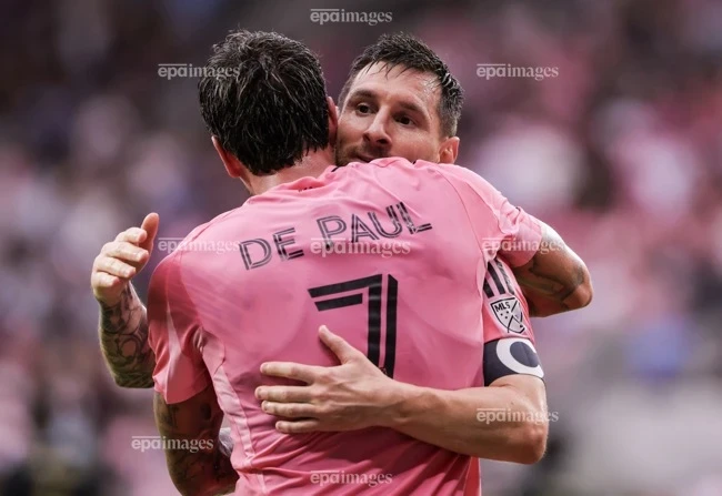 Messi hủy diệt đối thủ trước thềm World Cup Messi hủy diệt đối thủ trước thềm World Cup