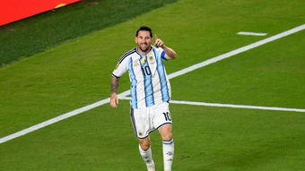 Messi, Mbappe trong đội hình hay nhất lượt đầu World Cup 2026 - Báo TinVina