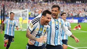 Messi: 'Mọi thứ thật ngoạn mục' - Báo TinVina