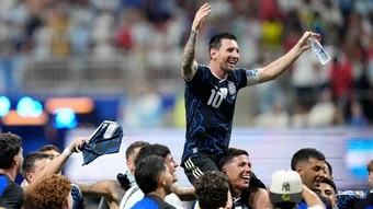 Messi san bằng kỷ lục hiếm của World Cup - Báo TinVina