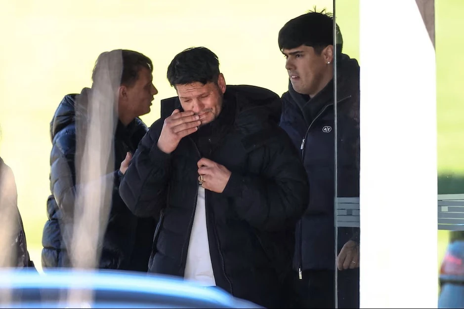 Messi tránh truyền thông, lặng lẽ trong ngày đưa tang bố Messi tránh truyền thông, lặng lẽ trong ngày đưa tang bố