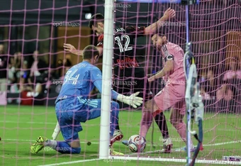 Miami dẫn 3-0 vẫn thua ngược trong ngày Messi cán mốc 100 trận