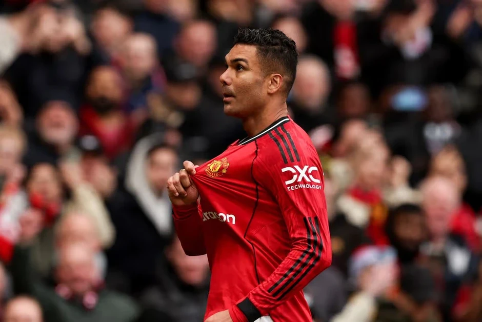 MU đối mặt với tình huống khó xử với Casemiro MU đối mặt với tình huống khó xử với Casemiro