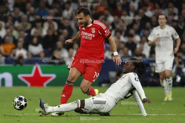 MU nhắm 1 cầu thủ, lo sợ Liverpool và Chelsea ‘cướp hàng’