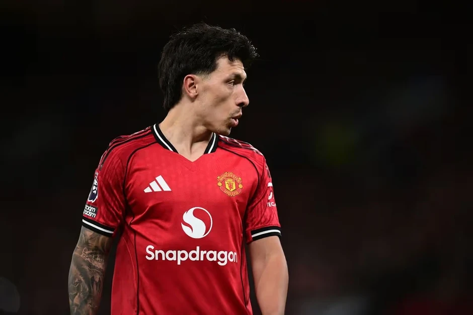 MU phẫn nộ vì trọng tài Premier League thiếu nhất quán MU phẫn nộ vì trọng tài Premier League thiếu nhất quán