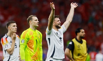 Neuer bất ngờ tái xuất tuyển Đức trước World Cup 2026 - Báo TinVina