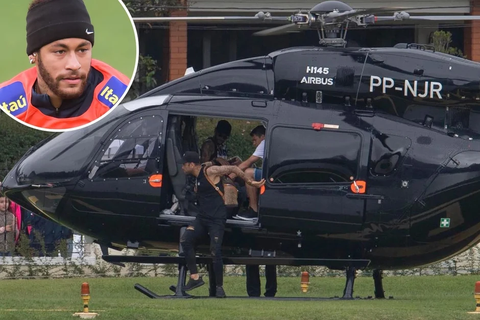 Neymar chơi trội, dùng trực thăng riêng đi hội quân chuẩn bị cho World Cup Neymar chơi trội, dùng trực thăng riêng đi hội quân chuẩn bị cho World Cup