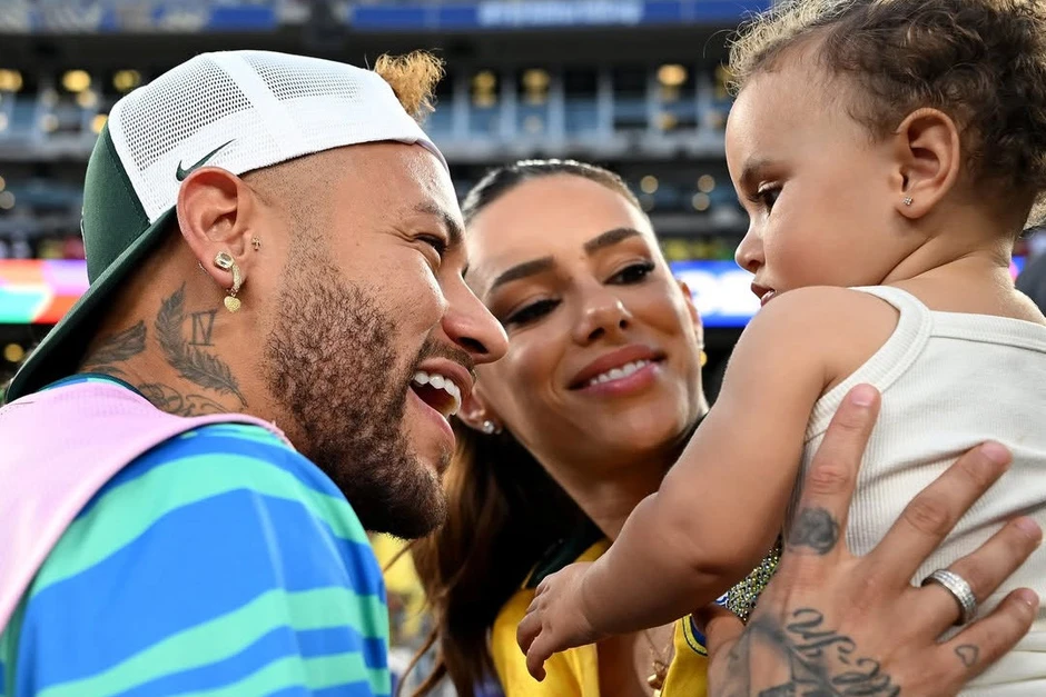 Neymar thông báo làm cha lần thứ 5 giữa World Cup 2026
