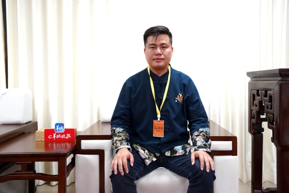 Nghe Lại Lý Huynh nói về hành trình đánh bại các cao thủ cờ tướng Trung Quốc Nghe Lại Lý Huynh nói về hành trình đánh bại các cao thủ cờ tướng Trung Quốc