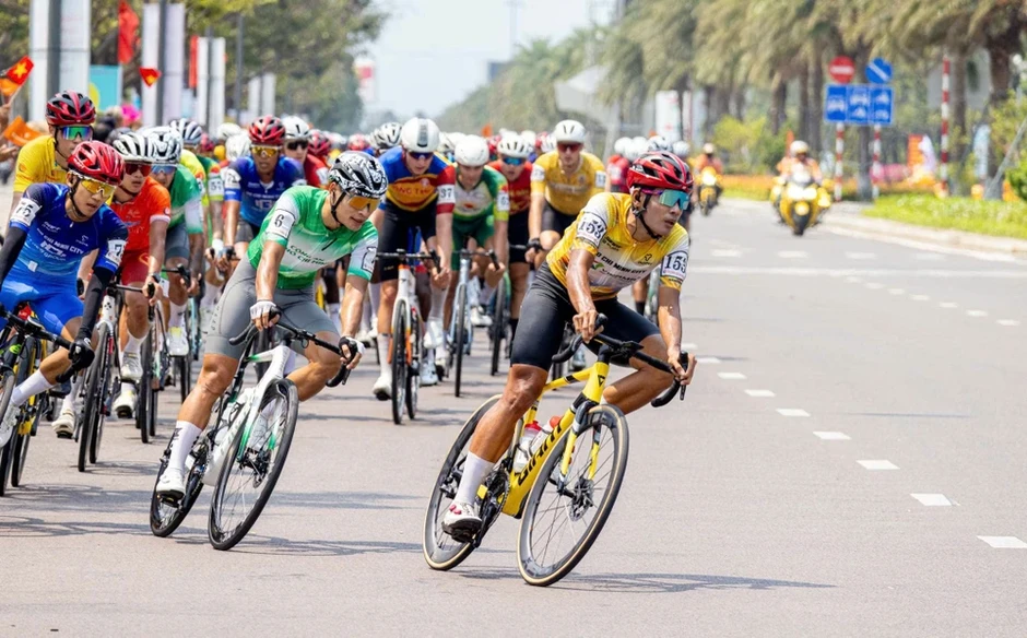 Ngoại binh nhập tịch Lộc Trời bùng nổ tại Quy Nhơn Ngoại binh nhập tịch Lộc Trời bùng nổ tại Quy Nhơn