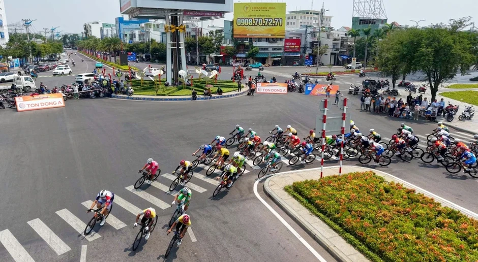 Ngoại binh nhập tịch Lộc Trời bùng nổ tại Quy Nhơn Ngoại binh nhập tịch Lộc Trời bùng nổ tại Quy Nhơn