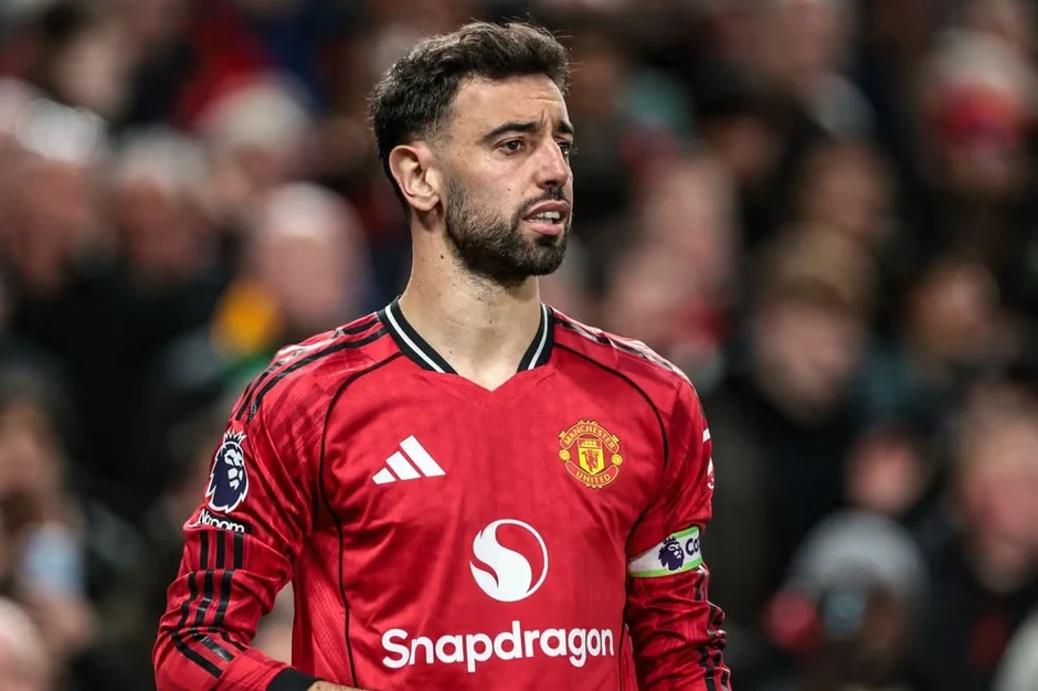 Ngôi sao của MU hé lộ bước đi tiếp theo của Bruno Fernandes Ngôi sao của MU hé lộ bước đi tiếp theo của Bruno Fernandes