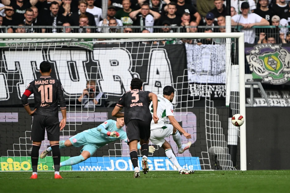 Ngôi sao Monchengladbach về hội quân, vẫn ấm ức vì Indonesia thua Việt Nam Ngôi sao Monchengladbach về hội quân, vẫn ấm ức vì Indonesia thua Việt Nam