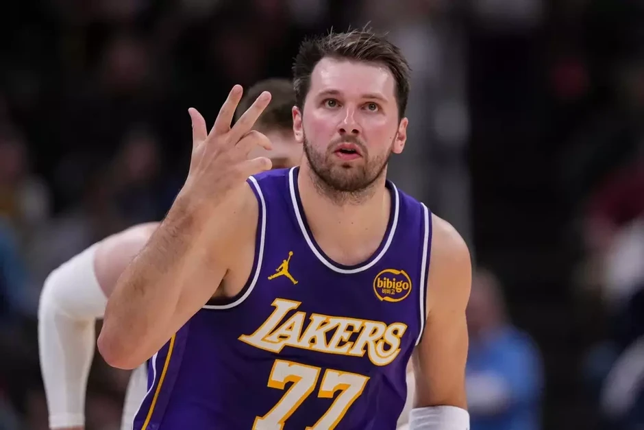 Ngôi sao NBA bị vợ cũ đòi 50 triệu USD Ngôi sao NBA bị vợ cũ đòi 50 triệu USD