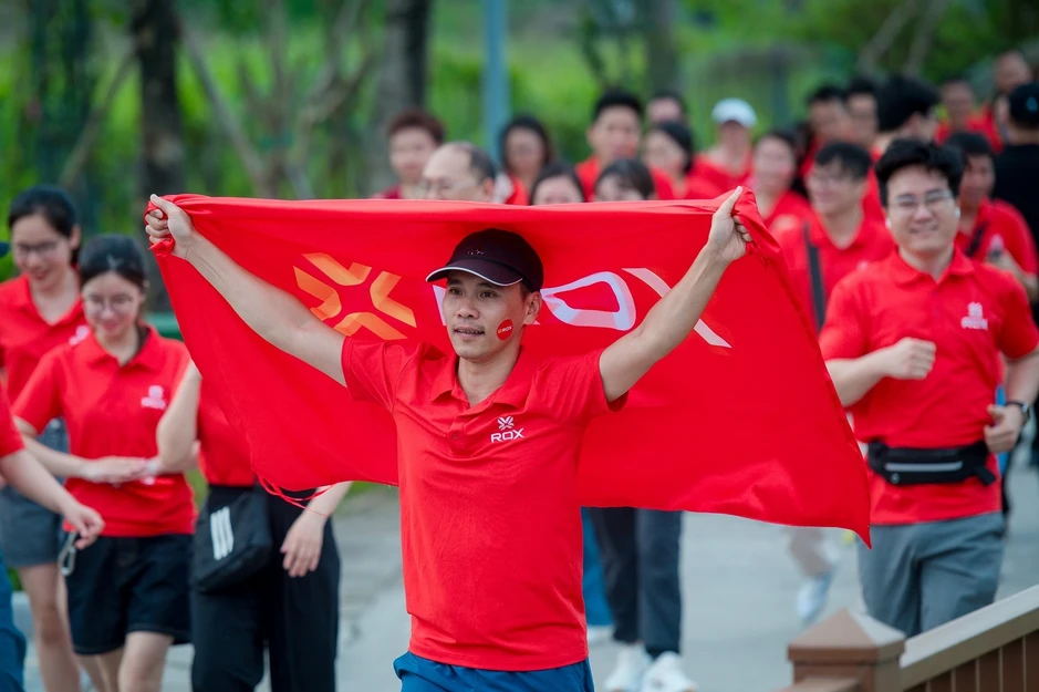 Người ROX kết nối qua những bước chạy đầy nội lực Người ROX kết nối qua những bước chạy đầy nội lực