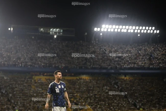 Nhà tiên tri World Cup phán quyết Ronaldo và tuyển Bồ Đào Nha vô địch Nhà tiên tri World Cup phán quyết Ronaldo và tuyển Bồ Đào Nha vô địch