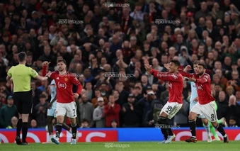 Những sự thật khó tin ở đại chiến MU - Liverpool