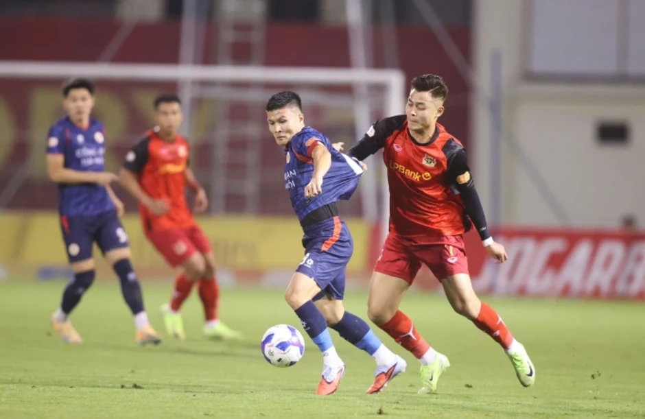 Ninh Bình hụt hơi trong cuộc đua vô địch V-League Ninh Bình hụt hơi trong cuộc đua vô địch V-League