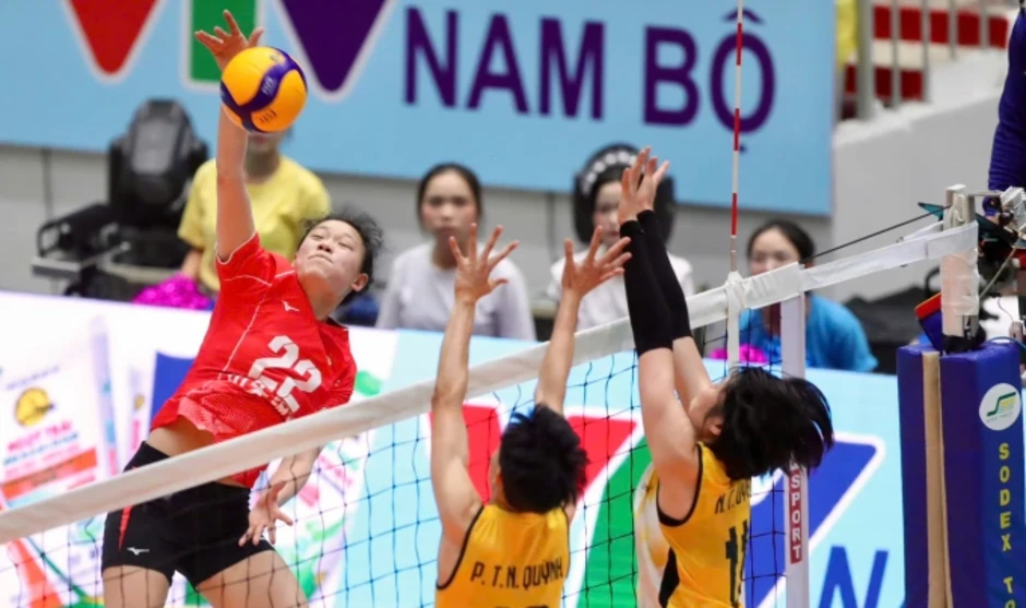 Ninh Bình thua ngược ở giải bóng chuyền nữ quốc tế