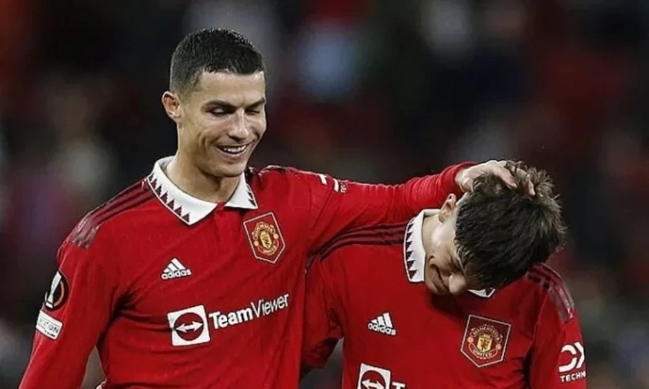 Nội bộ Man Utd từng chia rẽ vì Ronaldo không chịu pressing - Báo TinVina