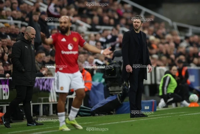 Nóng: Lý do MU chính thức bổ nhiệm Carrick làm HLV trưởng Nóng: Lý do MU chính thức bổ nhiệm Carrick làm HLV trưởng