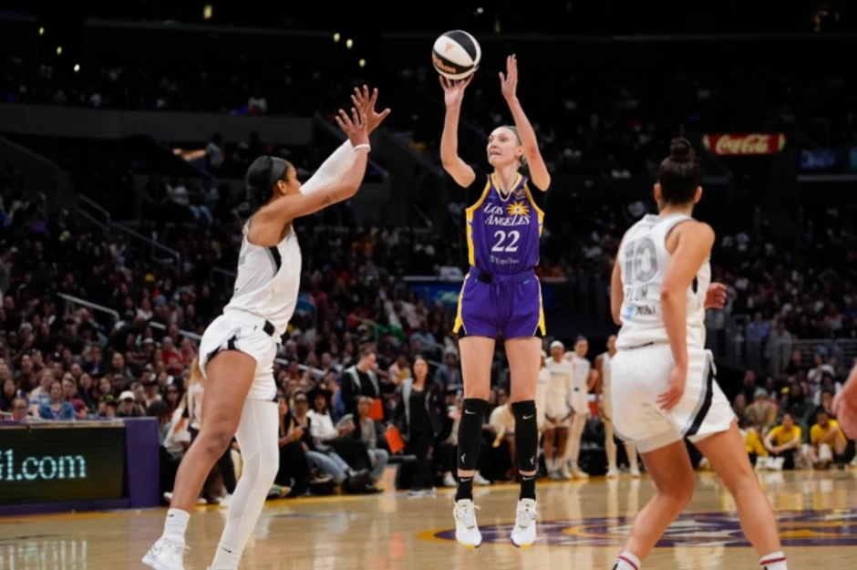 Nữ cầu thủ bóng rổ Mỹ gây sốt trước mùa WNBA 2026 Nữ cầu thủ bóng rổ Mỹ gây sốt trước mùa WNBA 2026