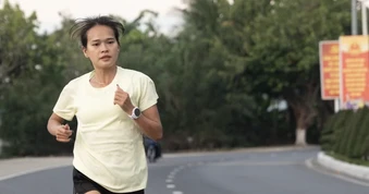 'Nữ hoàng marathon' Phạm Thị Hồng Lệ tranh tài tại Hải Phòng Legacy Marathon 2026