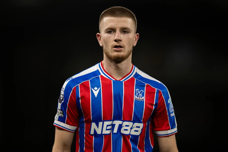 Nửa tỷ euro của Man Utd bị HLV Ten Hag 'ném ra cửa sổ' thế nào?