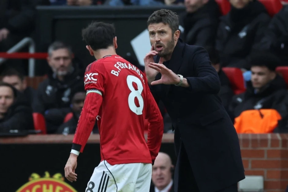 Owen: 'Man Utd sẽ đua vô địch nếu được Carrick dẫn dắt từ đầu' - Báo TinVina Owen: 'Man Utd sẽ đua vô địch nếu được Carrick dẫn dắt từ đầu' - Báo TinVina