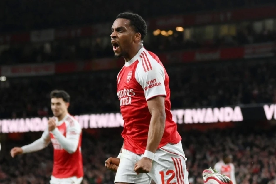 Phạt góc của Arsenal: Đỉnh cao chiến thuật hay sự xấu xí? - Báo TinVina