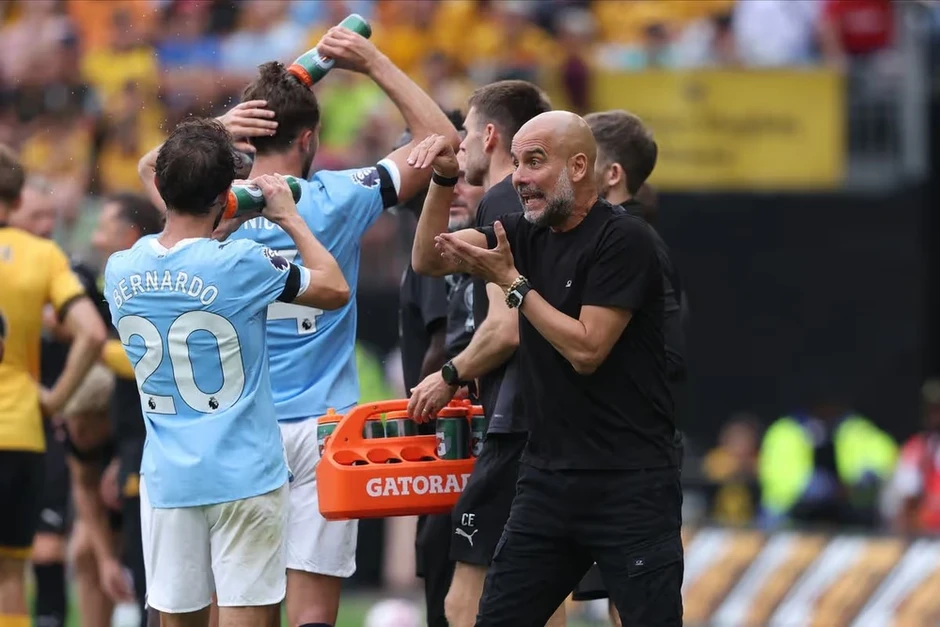 Premier League thay đổi luật tạm thời vào ngày cuối mùa giải Premier League thay đổi luật tạm thời vào ngày cuối mùa giải