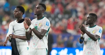 Rắc rối hậu trường níu chân đội tuyển Senegal