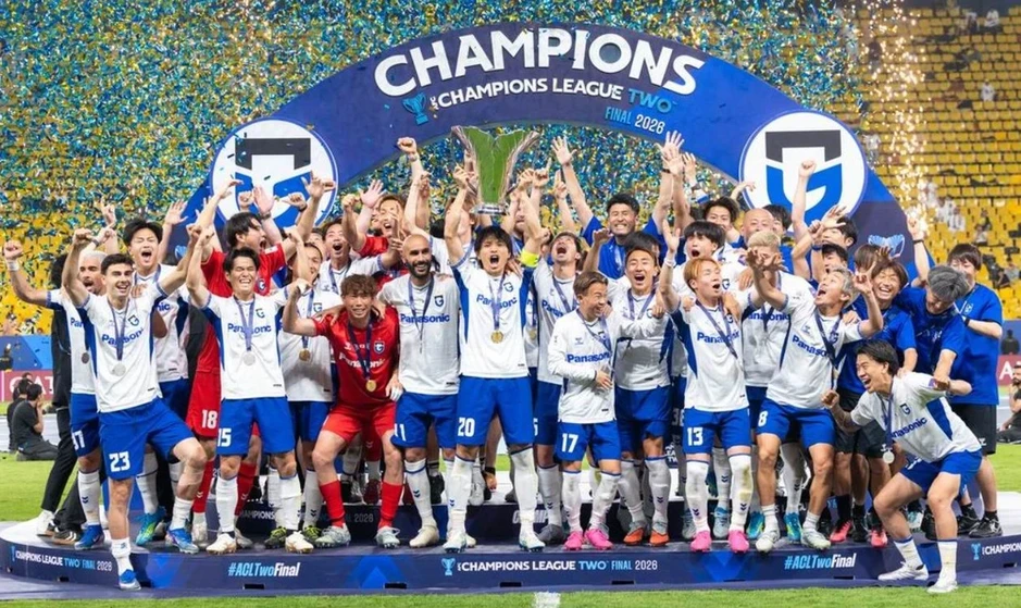 Ronaldo tan vỡ giấc mơ vàng Ronaldo tan vỡ giấc mơ vàng