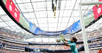 Ronaldo và đồng đội lao vào cuộc đua vé vớt World Cup nóng chưa từng có