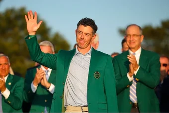 Rory McIlroy lần thứ hai liên tiếp vô địch The Masters, gia nhập nhóm huyền thoại
