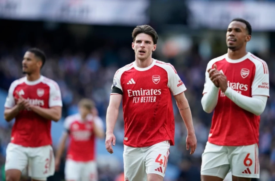 Roy Keane tranh cãi gay gắt về Arsenal - Báo TinVina Roy Keane tranh cãi gay gắt về Arsenal - Báo TinVina