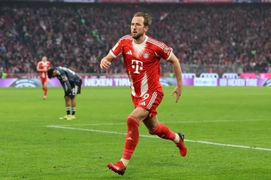 Siêu máy tính dự đoán bất ngờ về "số phận" Arsenal và các đội bóng Anh tại Champions League Siêu máy tính dự đoán bất ngờ về "số phận" Arsenal và các đội bóng Anh tại Champions League