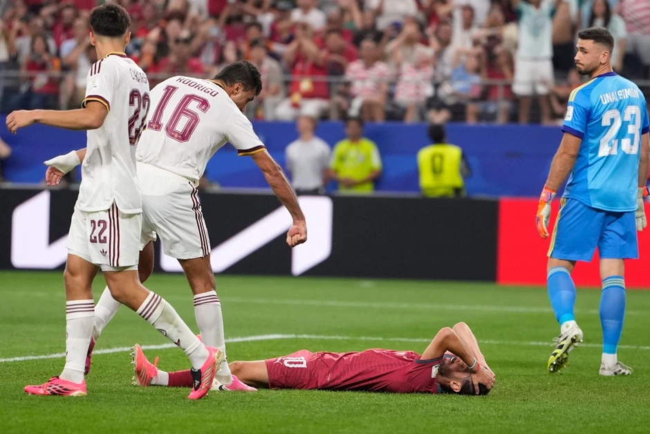 Silva nổi giận với pha ăn mừng của Rodri ở World Cup 2026 - Báo TinVina Silva nổi giận với pha ăn mừng của Rodri ở World Cup 2026 - Báo TinVina