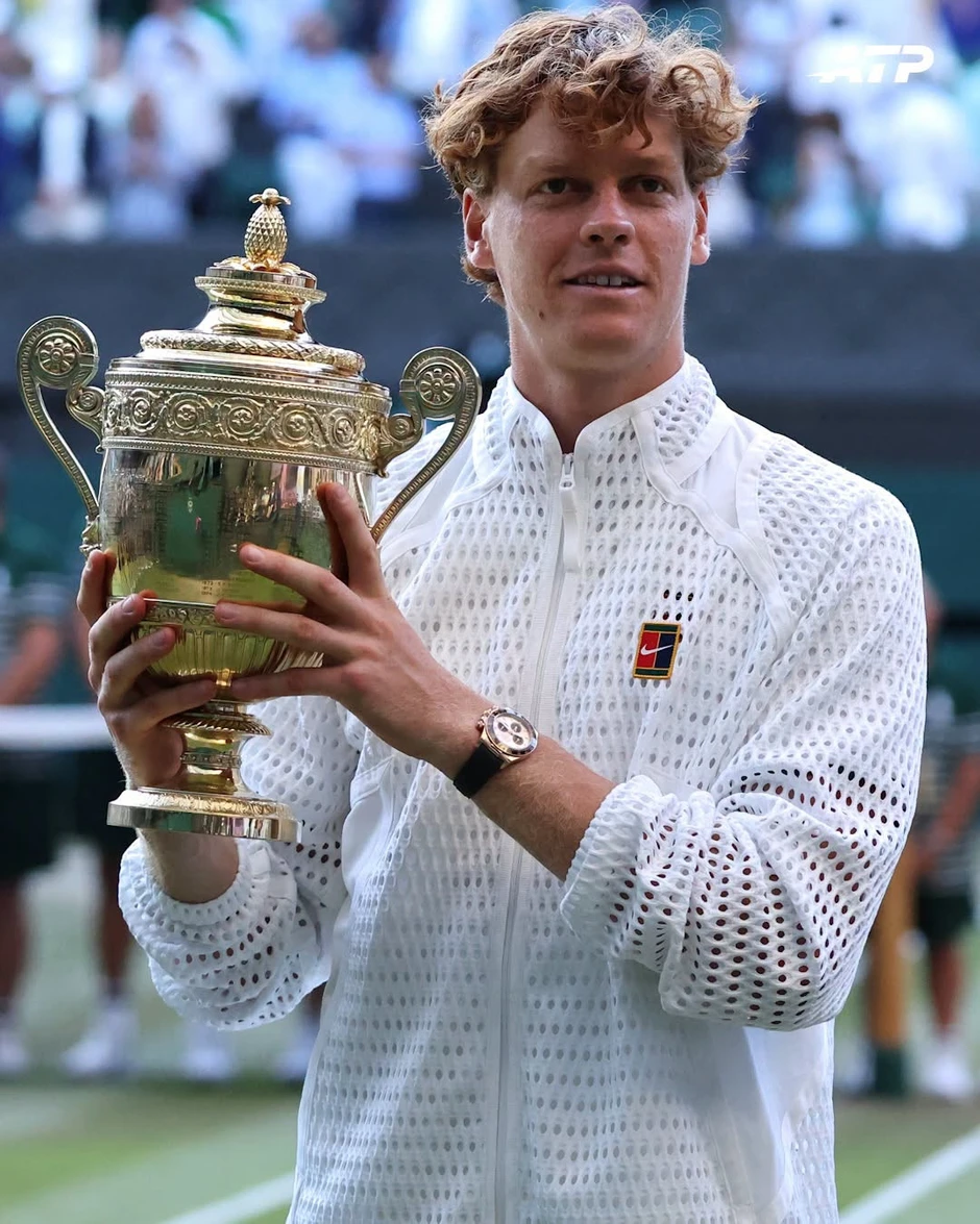 Sinner ngược dòng hạ Zverev, bảo vệ ngôi vương Wimbledon Sinner ngược dòng hạ Zverev, bảo vệ ngôi vương Wimbledon
