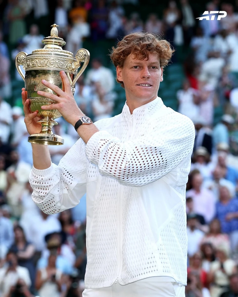 Sinner ngược dòng hạ Zverev, bảo vệ ngôi vương Wimbledon Sinner ngược dòng hạ Zverev, bảo vệ ngôi vương Wimbledon