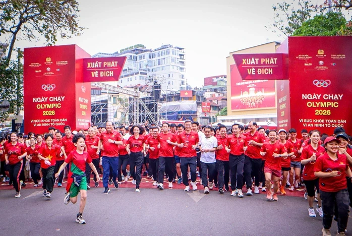 Sôi động Ngày chạy Olympic "Vì sức khỏe toàn dân - Vì an ninh Tổ quốc" tại TP HCM Sôi động Ngày chạy Olympic "Vì sức khỏe toàn dân - Vì an ninh Tổ quốc" tại TP HCM