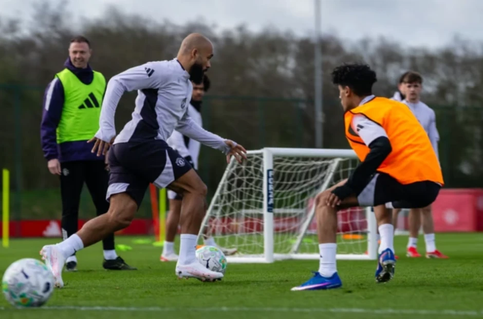 Sự biến chuyển trong lòng Man Utd - Báo TinVina Sự biến chuyển trong lòng Man Utd - Báo TinVina